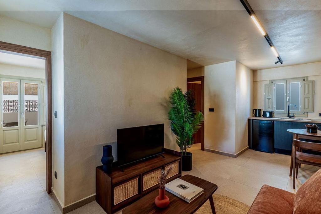 Peranosa The Residency Aparthotel Agios Georgios  Exterior photo