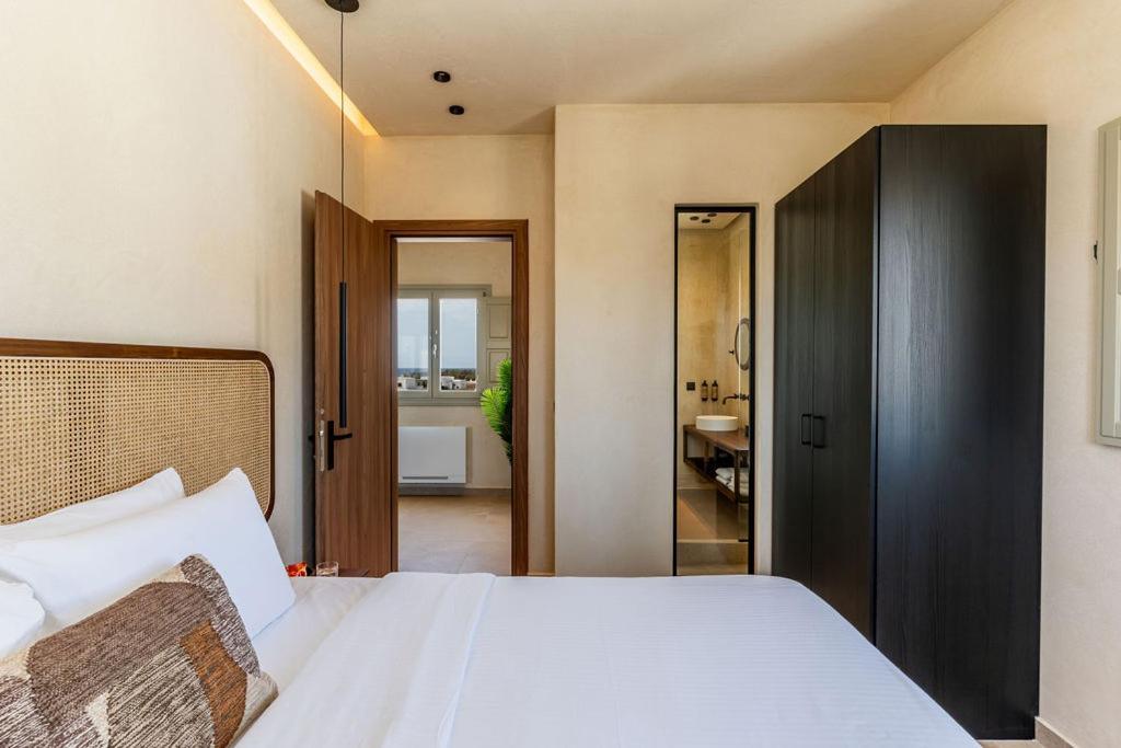 Peranosa The Residency Aparthotel Agios Georgios  Exterior photo